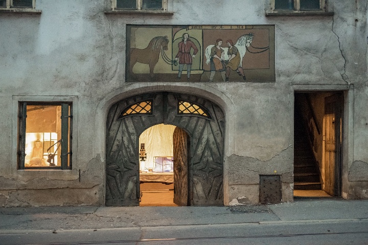 Open door in der Alten Schmiede