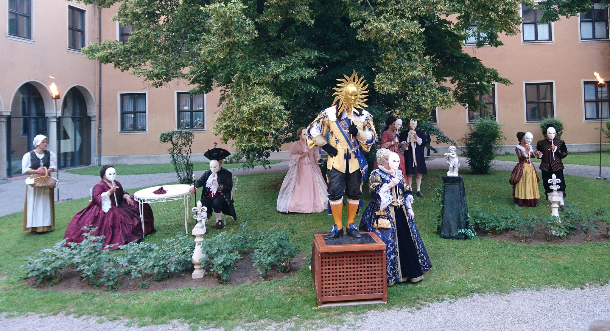 Serenadenhof und Fuggerhäuser