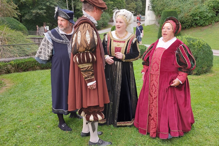 Pater Patriae – dunkle Wolken über Augsburg