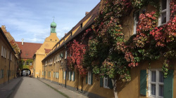 Fahrt ins Blaue – aus der Neuen Welt in die Fuggerei